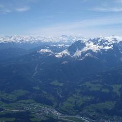 Flugwegposition um 13:27:41: Aufgenommen in der Nähe von Gemeinde Pfarrwerfen, Pfarrwerfen, Österreich in 2607 Meter